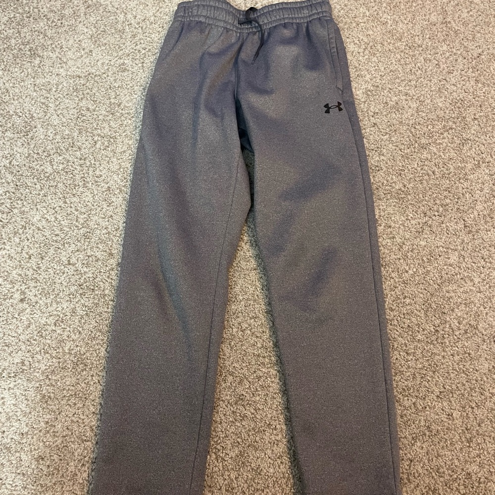 Men’s under armour loose fit sweats